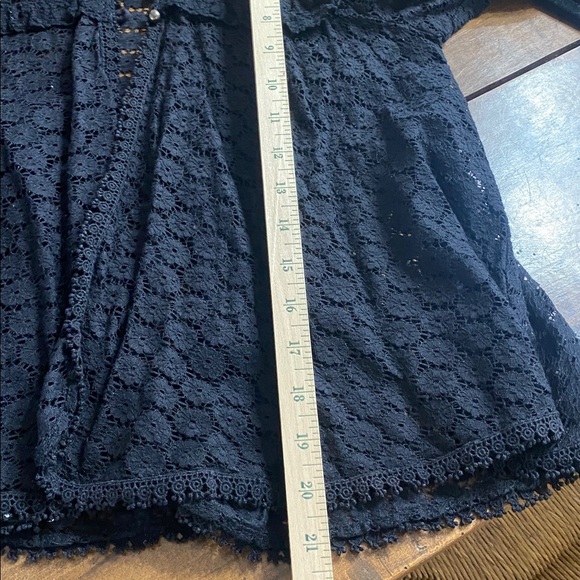 Free People Black Floral Lace Top Size small - Picture 11 of 13